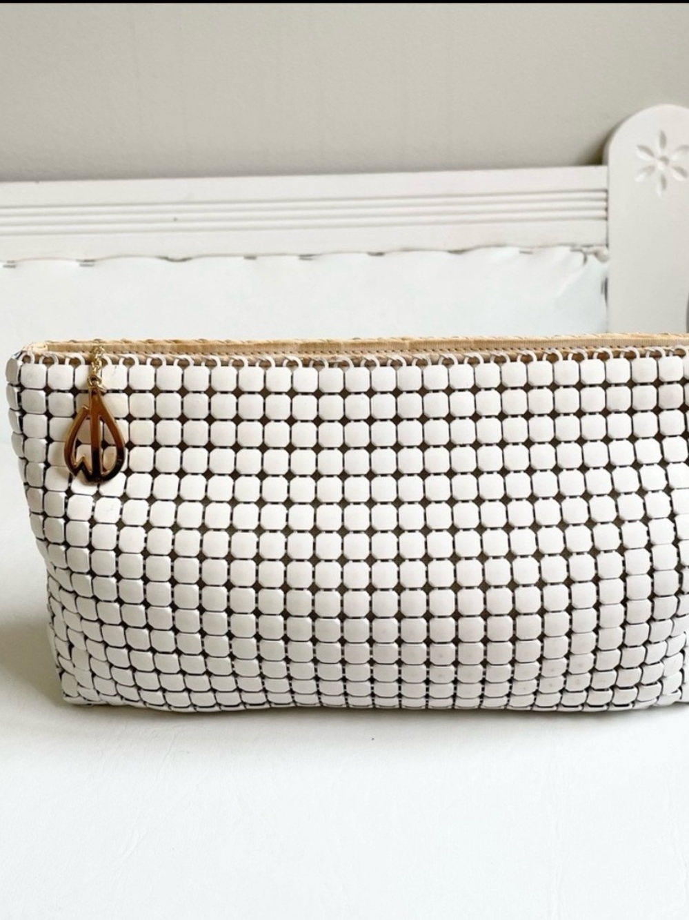 WHITING & DAVIS WHITE LARGE MESH METAL FABRIC INTERIOR ZIPPER